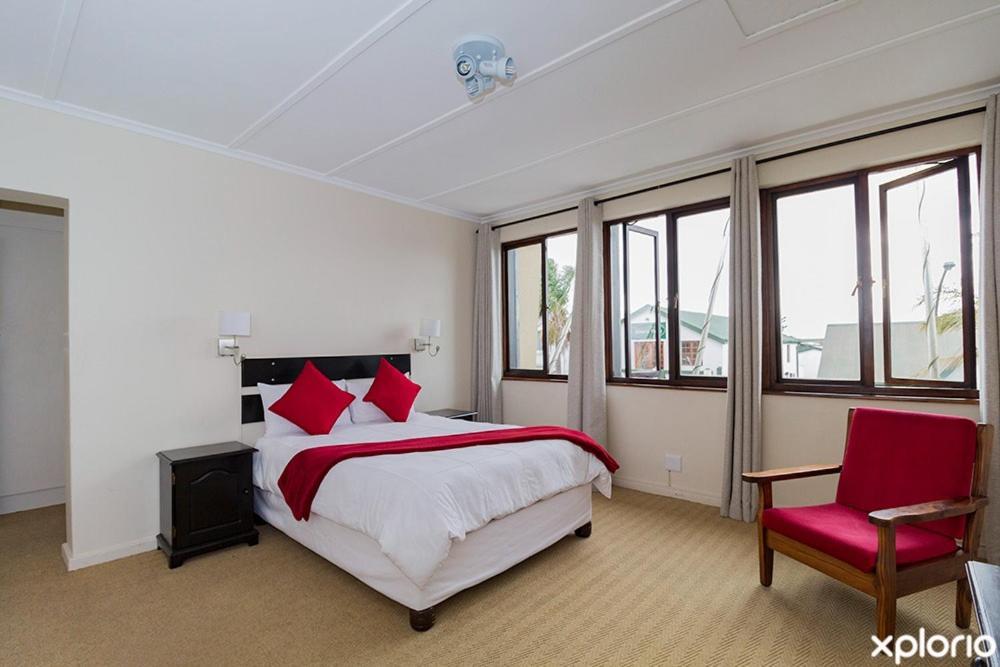 Victoria Hotel Bredasdorp Eksteriør billede