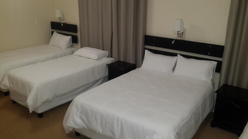 Victoria Hotel Bredasdorp Værelse billede