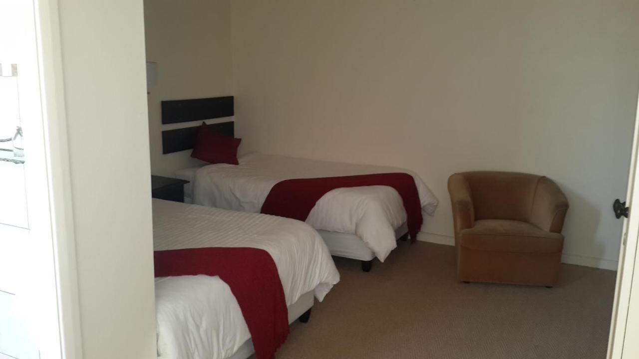 Victoria Hotel Bredasdorp Værelse billede