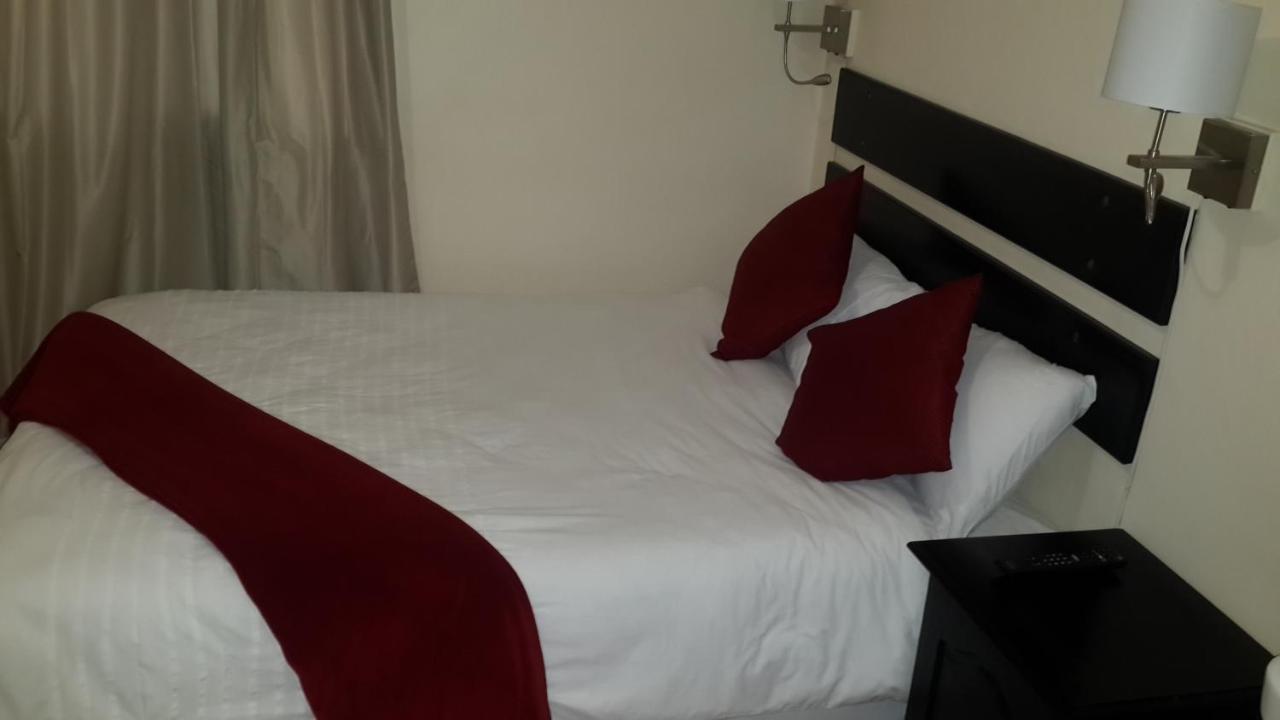 Victoria Hotel Bredasdorp Værelse billede
